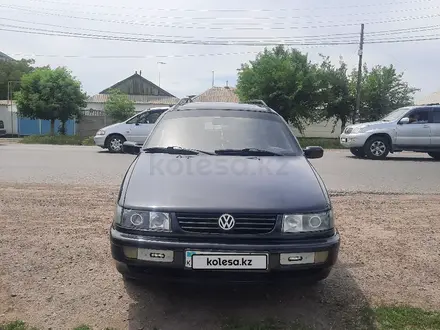 Volkswagen Passat 1994 года за 2 450 000 тг. в Тараз – фото 2