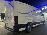 Volkswagen Crafter 2022 года за 17 700 000 тг. в Алматы – фото 5