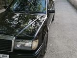 Mercedes-Benz E 260 1990 годаүшін1 300 000 тг. в Караганда – фото 2
