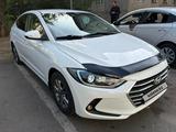 Hyundai Elantra 2018 года за 6 400 000 тг. в Алматы – фото 2