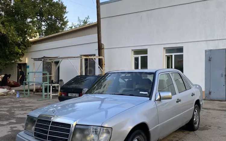 Mercedes-Benz E 230 1989 года за 1 500 000 тг. в Астана