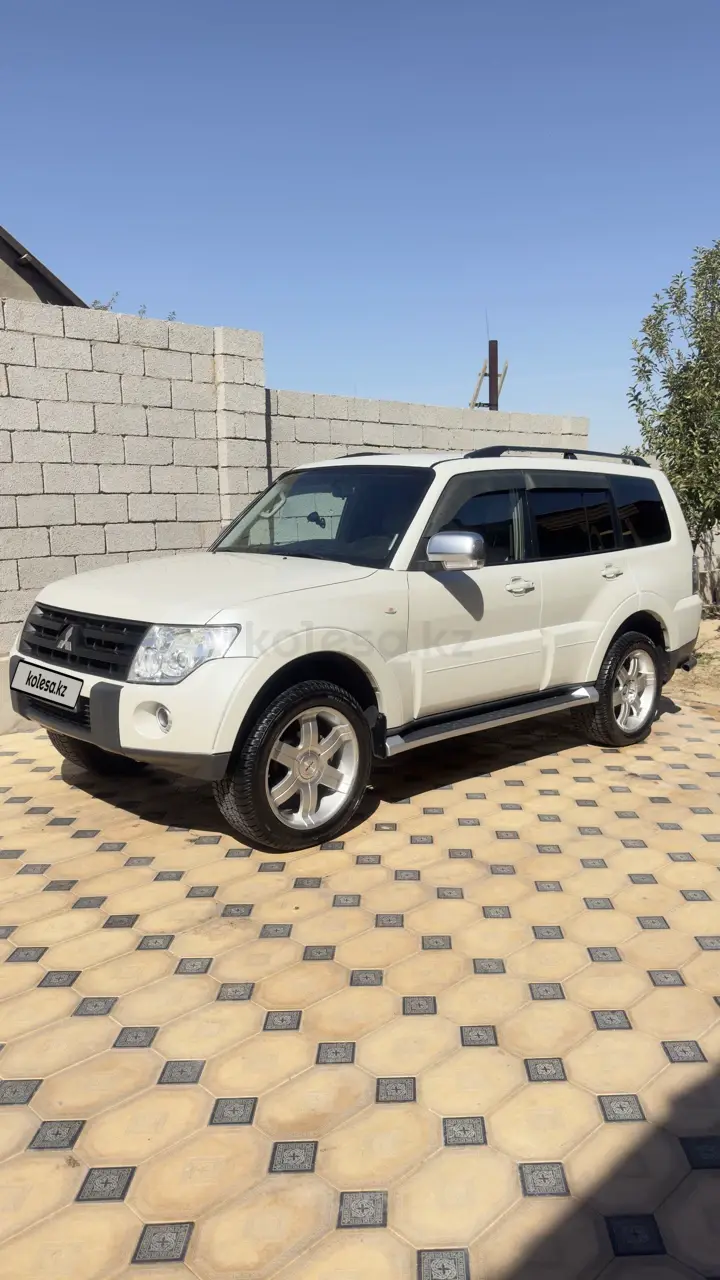 Mitsubishi Pajero, 2008