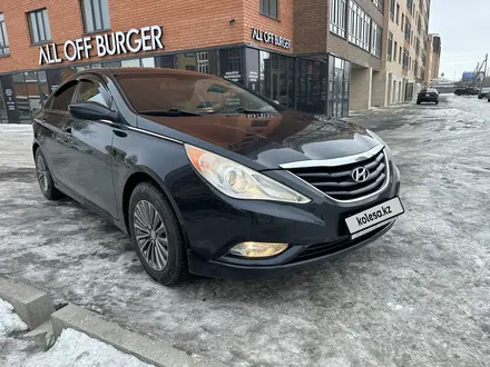 Hyundai Sonata 2010 года за 5 900 000 тг. в Кокшетау – фото 2