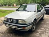 Volkswagen Vento 1993 годаүшін1 200 000 тг. в Тараз