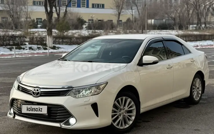 Toyota Camry 2014 годаfor11 700 000 тг. в Шымкент