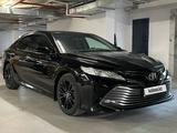 Toyota Camry 2019 года за 14 000 000 тг. в Атырау