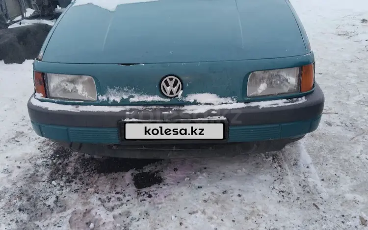 Volkswagen Passat 1992 годаfor111 111 тг. в Актобе