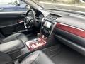 Toyota Camry 2012 годаүшін7 600 000 тг. в Семей – фото 4