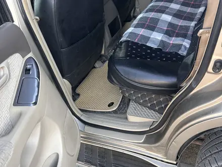 Toyota Land Cruiser Prado 2005 года за 10 000 000 тг. в Актобе – фото 7