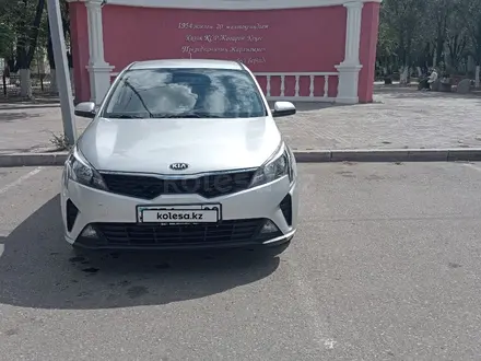 Kia Rio 2021 года за 8 000 000 тг. в Караганда