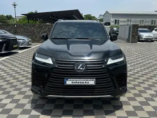 Lexus LX 700h