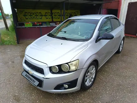Chevrolet Aveo 2013 года за 2 400 000 тг. в Актобе