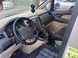 Toyota Alphard 2002 года за 6 500 000 тг. в Актобе – фото 5