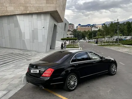 Mercedes-Benz S 500 2006 года за 7 300 000 тг. в Алматы – фото 4