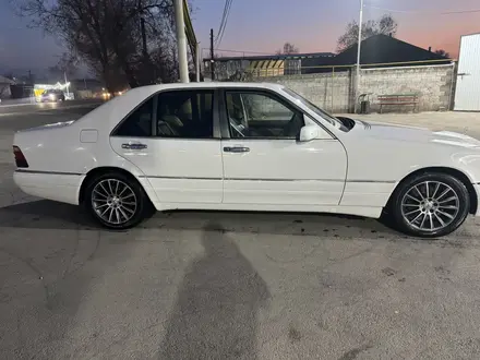 Mercedes-Benz S 320 1997 года за 4 200 000 тг. в Алматы – фото 4