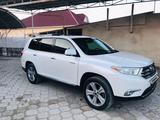 Toyota Highlander 2011 года за 11 800 000 тг. в Актау – фото 3