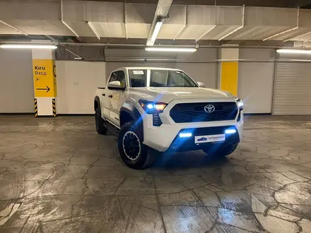 Toyota Tacoma 2024 года за 42 500 000 тг. в Алматы