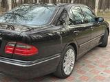 Mercedes-Benz E 320 2000 годаfor5 400 000 тг. в Алматы – фото 4