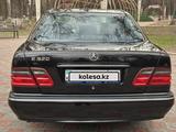 Mercedes-Benz E 320 2000 годаfor5 400 000 тг. в Алматы – фото 5