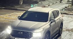 Hyundai Santa Fe 2023 годаүшін17 000 000 тг. в Жезказган