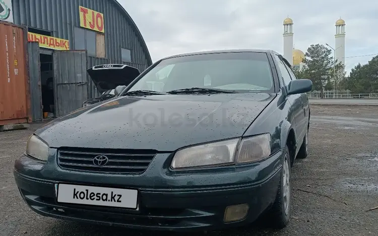 Toyota Camry 1998 годаfor2 500 000 тг. в Талдыкорган