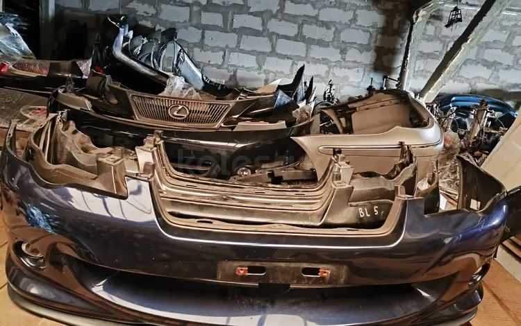 Subaru legacy outback бампер передний оригинал за 55 000 тг. в Усть-Каменогорск