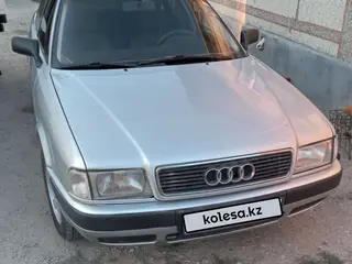 Audi 80