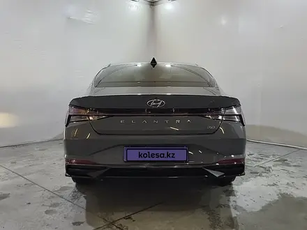 Hyundai Elantra 2021 года за 10 720 000 тг. в Усть-Каменогорск – фото 6