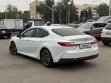 Toyota Camry 2025 года за 20 800 000 тг. в Алматы – фото 2