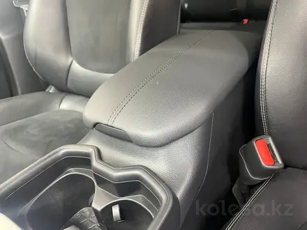 Toyota RAV4 2021 года за 12 250 000 тг. в Алматы – фото 15