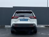 Toyota RAV4 2021 года за 14 660 000 тг. в Алматы – фото 4
