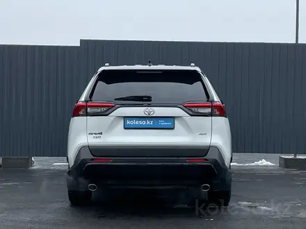 Toyota RAV4 2021 года за 12 250 000 тг. в Алматы – фото 4