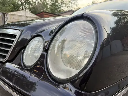 Mercedes-Benz E 280 2000 года за 3 990 000 тг. в Караганда – фото 18