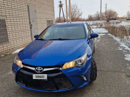 Toyota Camry 2017 года за 6 500 000 тг. в Актобе – фото 19