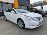 Hyundai Sonata 2011 годаfor2 900 000 тг. в Атырау – фото 5