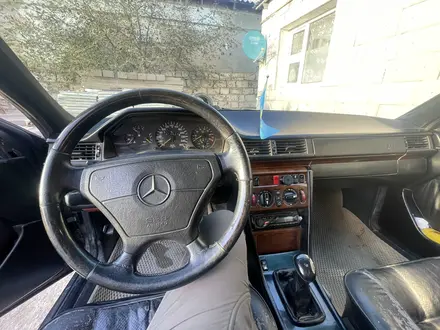 Mercedes-Benz E 320 1995 года за 1 600 000 тг. в Актау – фото 15