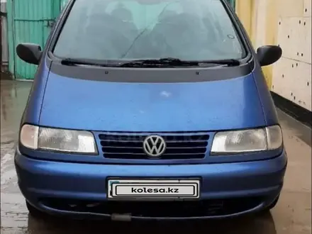 Volkswagen Sharan 1995 года за 1 700 000 тг. в Кызылорда – фото 4