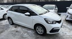 Honda Fit 2023 годаfor7 100 000 тг. в Алматы – фото 4