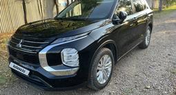 Mitsubishi Outlander 2023 года за 12 990 000 тг. в Петропавловск – фото 2