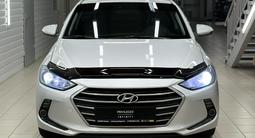 Hyundai Elantra 2018 года за 7 090 000 тг. в Астана – фото 2