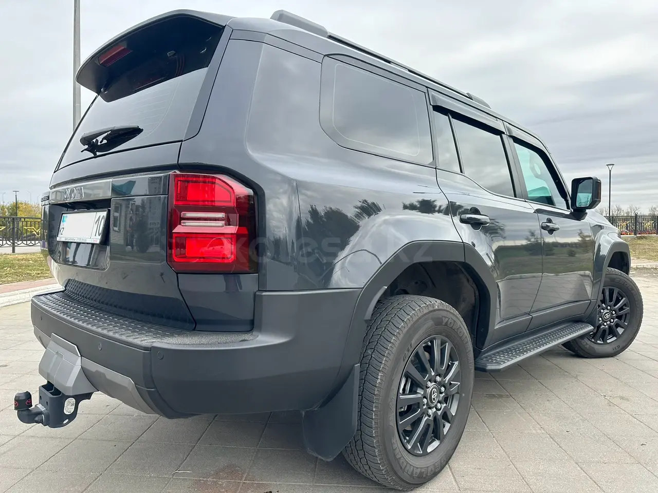 Toyota Land Cruiser Prado, 2024