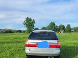 Nissan R'nessa 1998 года за 3 000 000 тг. в Усть-Каменогорск – фото 2