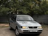 Volkswagen Passat 1995 года за 1 630 000 тг. в Астана – фото 2