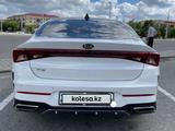 Kia K5 2021 года за 10 800 000 тг. в Алматы – фото 2