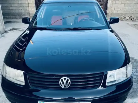 Volkswagen Passat 1999 года за 1 500 000 тг. в Шымкент – фото 4
