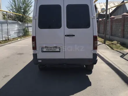 Mercedes-Benz Sprinter 2000 года за 4 500 000 тг. в Алматы – фото 3