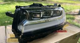 Передние фары на Land Cruiser 300 от полной комплектации. за 1 500 000 тг. в Алматы – фото 4