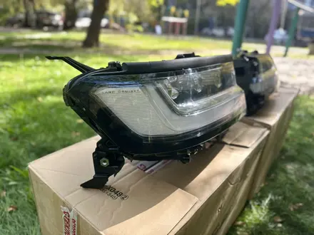 Передние фары на Land Cruiser 300 от полной комплектации за 1 200 000 тг. в Алматы – фото 5
