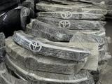 Решетки верх и низ оригинал тойота Камри 50-55 за 35 000 тг. в Кокшетау – фото 4