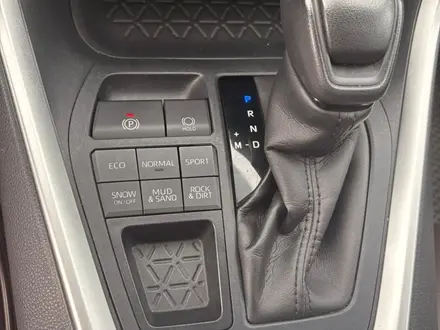 Toyota RAV4 2021 года за 14 800 000 тг. в Актобе – фото 10